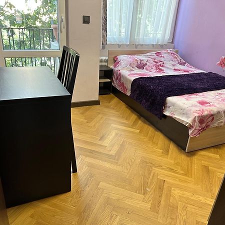 Ferienwohnung Luxury Oasis In Absolute Center Of Sofia Exterior foto